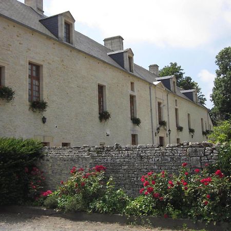 Hotel Le Manoir De Mathan Crepon A La Campagne 5 Mn D'Arromanches Et 10 Mn De Bayeux ภายนอก รูปภาพ